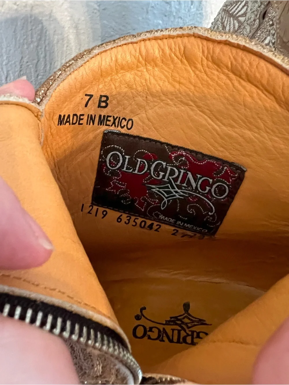Old Gringo Tan Croc-Embossed Western Ankle Boots with Cream Embroidery - Picture 3 of 5